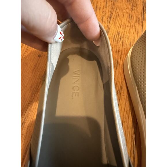 Vince Shoes Womens Size 9.5 Gray Perforated Slip On Leather Stylish Casual Flats - Picture 2 of 8